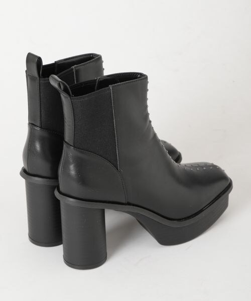 PAGEBOY（ページボーイ）の「ヘビーソールスタッズブーツ（シューズ・レディース・ブラック09/パイソン柄10・M(23.5cm)/L(24.5cm)）」の13枚目の写真