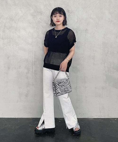 PAGEBOY(ページボーイ)の「メッシュクルーベスト(トップス・レディース・オフホワイト05/ブラック09/ターコイズ79・F)」の10枚目の写真