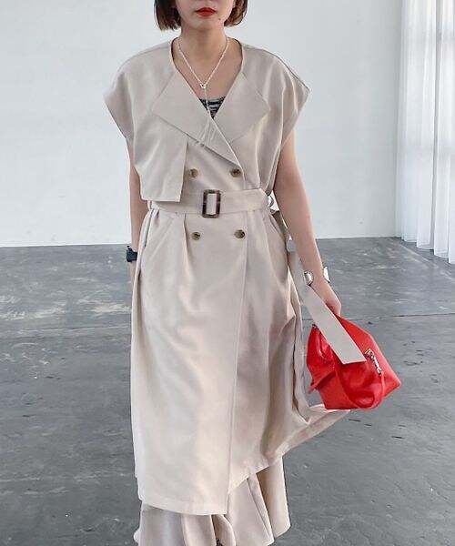 PAGEBOY（ページボーイ）の「トレンチロングジレ（ジャケット/アウター・レディース・ベージュ55/ネイビー88・F）」の3枚目の写真