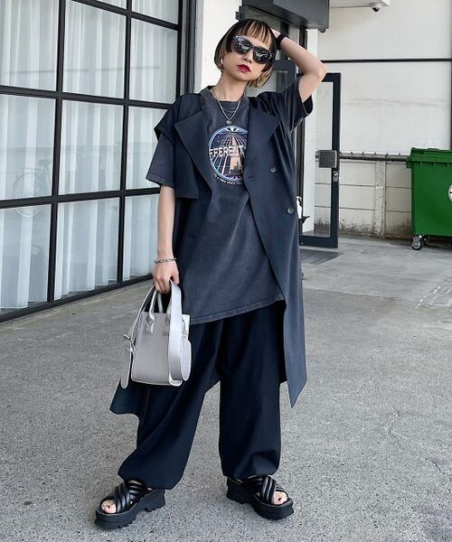 PAGEBOY（ページボーイ）の「トレンチロングジレ（ジャケット/アウター・レディース・ベージュ55/ネイビー88・F）」の12枚目の写真