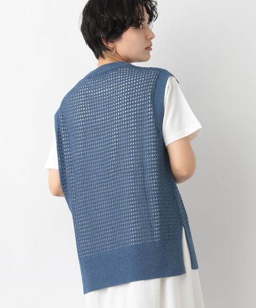 RAGEBLUE(レイジブルー)の「透かし編みノースリーブニット(トップス・レディース・ブラック09/ベージュ52/ブルー85・FREE)」の3枚目の写真