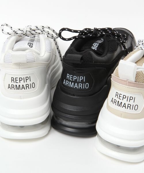 repipi armario(レピピ アルマリオ)の「クリアソールダッドスニーカー(シューズ・レディース・ホワイト05/ブラック09/ベージュ52・S(22.0~22.5cm)/M(23.0~23.5cm))」の17枚目の写真