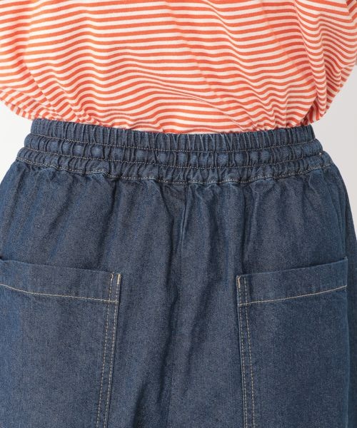 studio CLIP（スタディオクリップ）の「イージーストレートデニムパンツ[プチ・プラスサイズあり]（パンツ・レディース・ブラック19/ライトブルー82/インディゴ87・M/L/LL(WEB限定)/3L(WEB限定)/4L(WEB限定)/プチFREE(WEB限定)）」の20枚目の写真