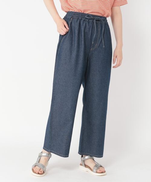 studio CLIP（スタディオクリップ）の「イージーストレートデニムパンツ[プチ・プラスサイズあり]（パンツ・レディース・ブラック19/ライトブルー82/インディゴ87・M/L/LL(WEB限定)/3L(WEB限定)/4L(WEB限定)/プチFREE(WEB限定)）」の3枚目の写真