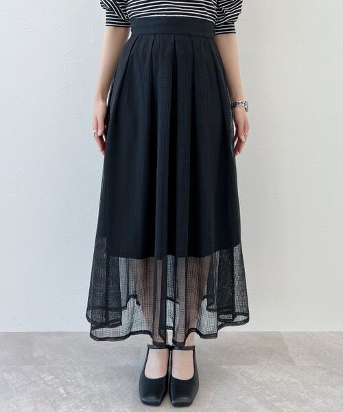 mysty woman(ミスティウーマン)の「シアータックフレアスカート(スカート・レディース・アイボリー08/ブラック09/グレー15・F)」の15枚目の写真