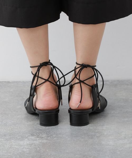 mysty woman（ミスティウーマン）の「レースＵＰギャザーミュール（シューズ・レディース・エクリュ08/ブラック09/ブラウン53・M/L）」の12枚目の写真