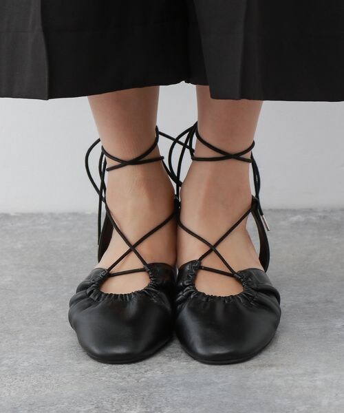 mysty woman（ミスティウーマン）の「レースＵＰギャザーミュール（シューズ・レディース・エクリュ08/ブラック09/ブラウン53・M/L）」の10枚目の写真