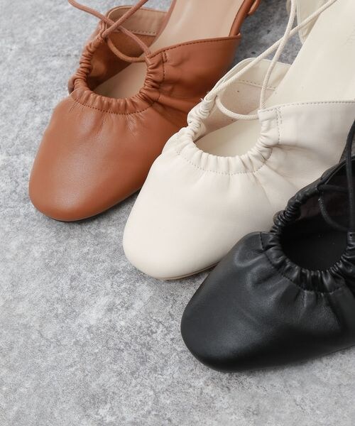 mysty woman（ミスティウーマン）の「レースＵＰギャザーミュール（シューズ・レディース・エクリュ08/ブラック09/ブラウン53・M/L）」の18枚目の写真