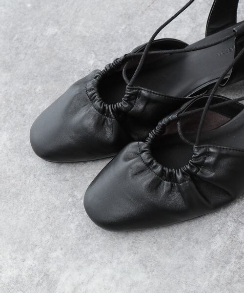 mysty woman（ミスティウーマン）の「レースＵＰギャザーミュール（シューズ・レディース・エクリュ08/ブラック09/ブラウン53・M/L）」の14枚目の写真