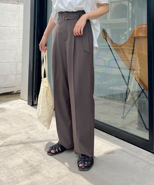 mysty woman（ミスティウーマン）の「ベルト付きワイドパンツ（パンツ・レディース・アイボリー08/ダークオレンジ48/ダークブラウン58・F）」の5枚目の写真