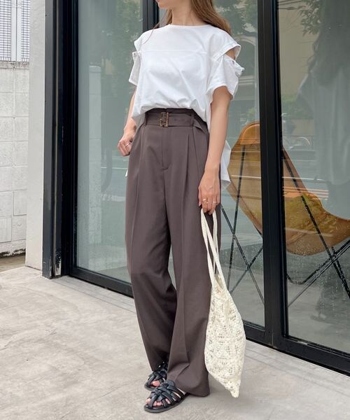 mysty woman（ミスティウーマン）の「ベルト付きワイドパンツ（パンツ・レディース・アイボリー08/ダークオレンジ48/ダークブラウン58・F）」の4枚目の写真