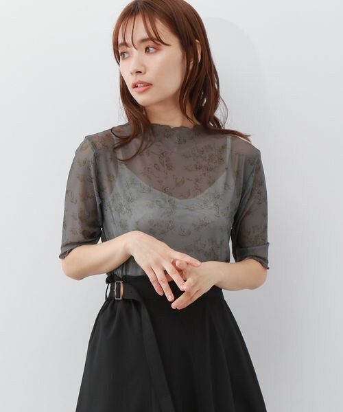 mysty woman(ミスティウーマン)の「無地/柄シアープルオーバー(トップス・レディース・アイボリー08/ブラック09/チャコール柄18/ライトグリーン72/カーキ柄78・F)」の5枚目の写真