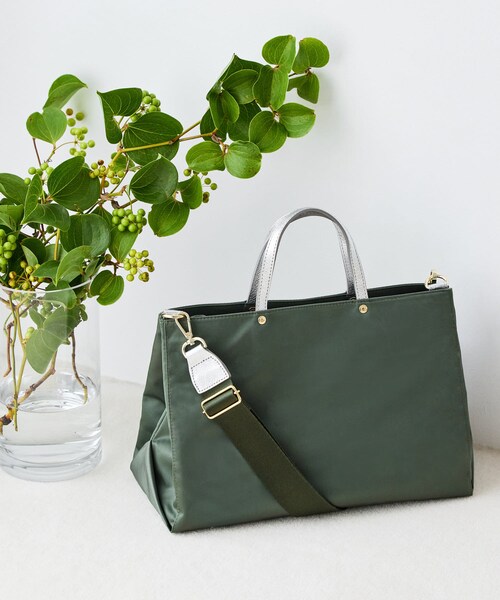 《SHOPPER》トートバッグ M【THE CLOUDS NYLON】