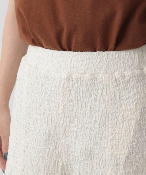 LOWRYS FARM（ローリーズファーム）の「フクレジャガードカットパンツ（パンツ・レディース・アイボリー08/ブラック09/ブラウン58/イエロー65・F）」の15枚目の写真