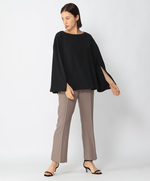 BARNYARDSTORM（バンヤードストーム）の「シャークスキンフレアパンツ（パンツ・レディース・グレー15/ブラック19/ベージュ55/(WEB限定)モカ59・(WEB限定) XS(00)/S(0)/M(1)/(WEB限定) L(2)）」の4枚目の写真