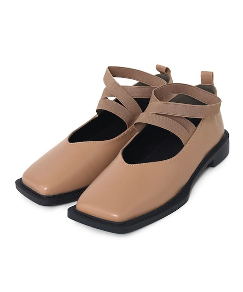 w closet（ダブルクローゼット）の「★先行予約★【Alley】ゴムストラップパンプス【8月中旬入荷】（シューズ・レディース・ベージュ/ブラック・M/L）」の2枚目の写真