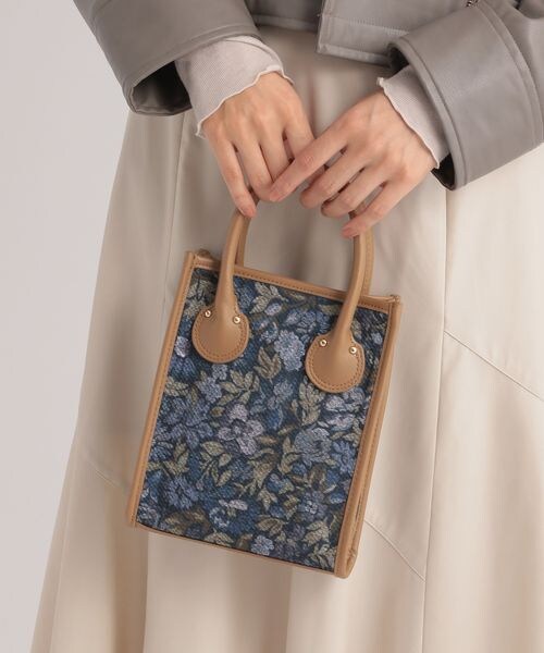 Andemiu（アンデミュウ）の「ゴブランミニバック（バッグ・レディース・アイボリー08/ピンク25/ブルー85・F）」の3枚目の写真