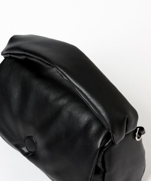 LEPSIM（レプシィム）の「ボンディング2WAYショルダーバッグ（バッグ・レディース・アイボリー08/ブラック09/イエロー65/ブルー85・ONE SIZE）」の18枚目の写真