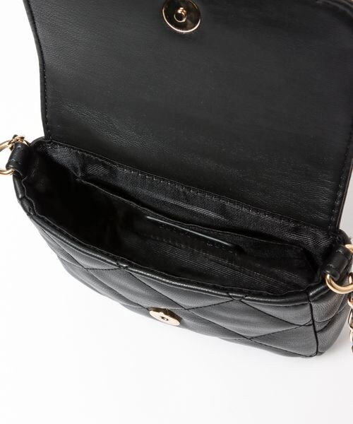 LEPSIM(レプシィム)の「マイクロチェーンミニショルダー(バッグ・レディース・ブラック09/イエロー65/ブルー85・ONE SIZE)」の18枚目の写真