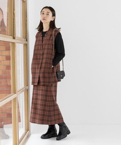 LEPSIM(レプシィム)の「マイクロチェーンミニショルダー(バッグ・レディース・ブラック09/イエロー65/ブルー85・ONE SIZE)」の4枚目の写真