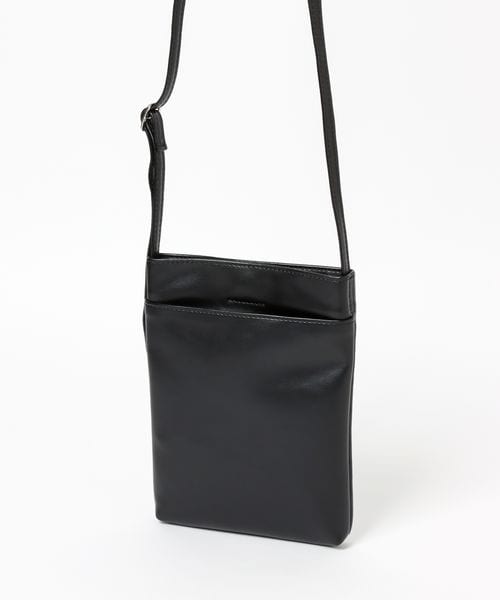 LEPSIM(レプシィム)の「ソフトスマホショルダー(バッグ・レディース・アイボリー08/ブラック09/シルバー19/ブルー85・ONE SIZE)」の14枚目の写真