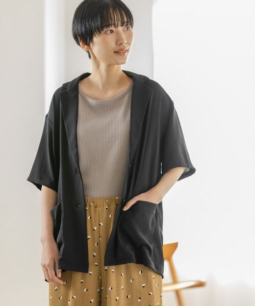 LEPSIM（レプシィム）の「テーラードジャケット（ジャケット/アウター・レディース・オフホワイト05/ブラック09/ベージュ52・FREE SIZE）」の2枚目の写真