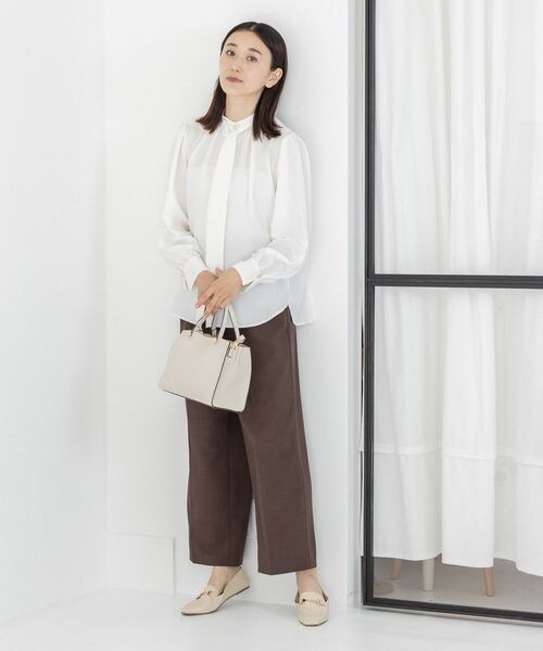 LEPSIM（レプシィム）の「きれいめ2WAYバッグ（バッグ・レディース・アイボリー08/ブラック09・ONE SIZE）」の4枚目の写真