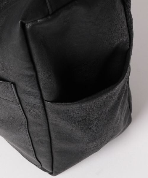 LOWRYS FARM（ローリーズファーム）の「柔らかボディＢＡＧ（バッグ・レディース・アイボリー08/ブラック09・F）」の14枚目の写真