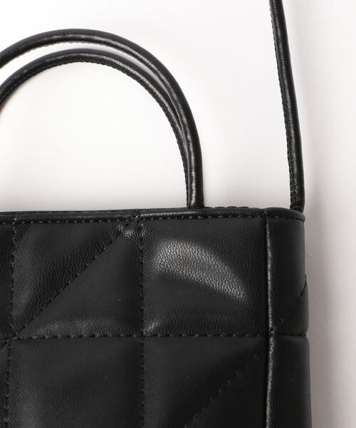 LOWRYS FARM（ローリーズファーム）の「キルティングミニショルダー（バッグ・レディース・ブラック09/オレンジ45/カーキ70・F）」の11枚目の写真