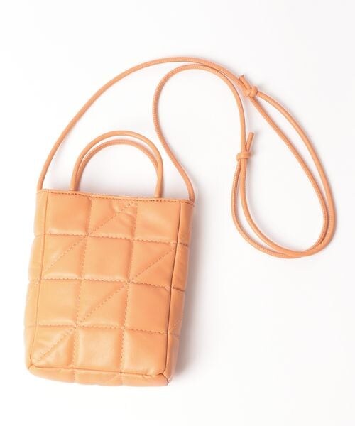 LOWRYS FARM（ローリーズファーム）の「キルティングミニショルダー（バッグ・レディース・ブラック09/オレンジ45/カーキ70・F）」の7枚目の写真