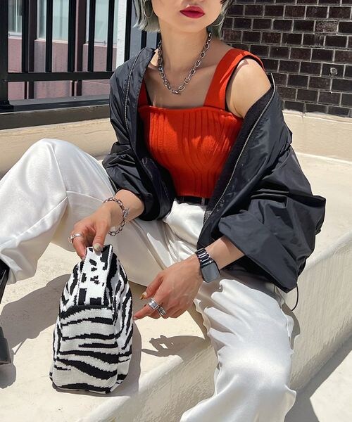 PAGEBOY(ページボーイ)の「ライトMA-1(ジャケット/アウター・レディース・オフホワイト05/ブラック09/エメラルド79・F)」の11枚目の写真