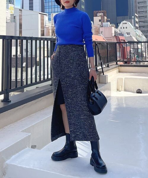 PAGEBOY（ページボーイ）の「ハイネックリブニット（トップス・レディース・オフホワイト05/ブラック09/オレンジ45/ターコイズ76/ペールブルー89・F）」の21枚目の写真