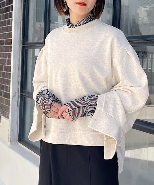 PAGEBOY（ページボーイ）の「マントスリーブスウェット（トップス・レディース・ブラック09/オートミール50/ショコラ59/ピーコック84・F）」の12枚目の写真