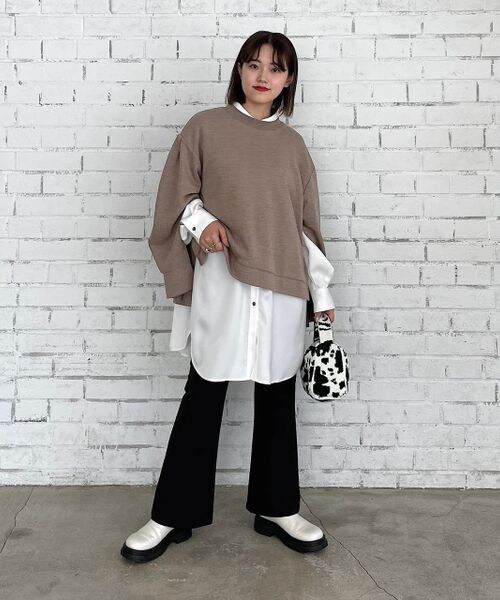 PAGEBOY（ページボーイ）の「マントスリーブスウェット（トップス・レディース・ブラック09/オートミール50/ショコラ59/ピーコック84・F）」の16枚目の写真