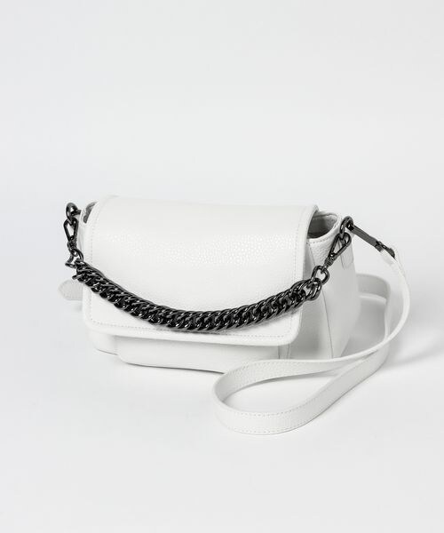 PAGEBOY（ページボーイ）の「ビンテージチェーンBAG（バッグ・レディース・オフホワイト05/ブラック09・F）」の6枚目の写真