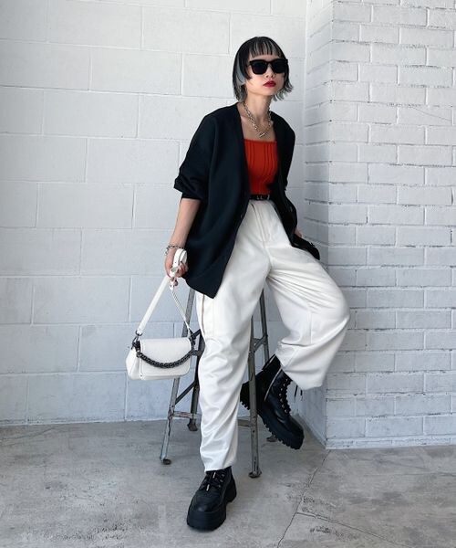 PAGEBOY（ページボーイ）の「ビンテージチェーンBAG（バッグ・レディース・オフホワイト05/ブラック09・F）」の4枚目の写真