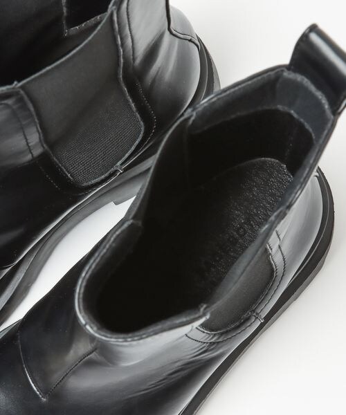 PAGEBOY（ページボーイ）の「モードチェルシーブーツ（シューズ・レディース・オフホワイト05/ブラック09・M(23.5cm)/L(24.5cm)）」の17枚目の写真