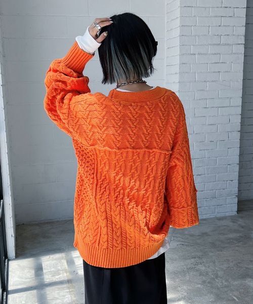 PAGEBOY（ページボーイ）の「ケーブルルーズカーディガン（トップス・レディース・オフホワイト05/ブラック09/グレージュ12/オレンジ45・F）」の20枚目の写真