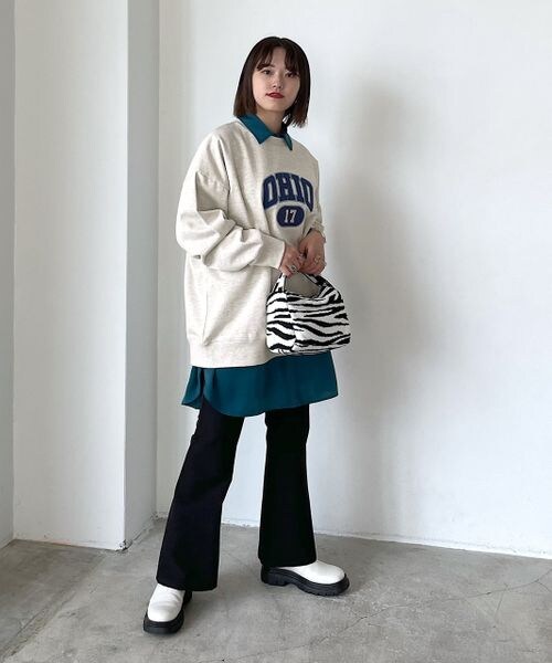 PAGEBOY（ページボーイ）の「カレッジスウェットプルオーバー（トップス・レディース・オフホワイト05/ブラック09/オートミール50・F）」の14枚目の写真