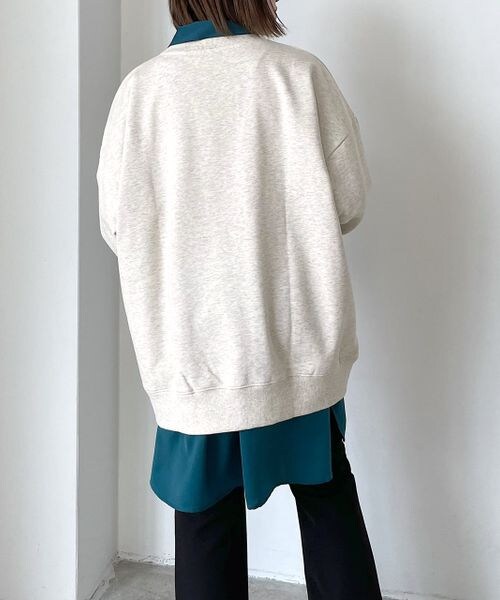 PAGEBOY（ページボーイ）の「カレッジスウェットプルオーバー（トップス・レディース・オフホワイト05/ブラック09/オートミール50・F）」の10枚目の写真