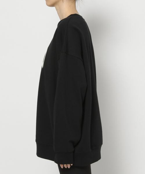 PAGEBOY（ページボーイ）の「カレッジスウェットプルオーバー（トップス・レディース・オフホワイト05/ブラック09/オートミール50・F）」の16枚目の写真