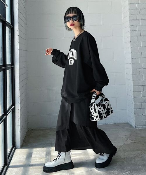 PAGEBOY（ページボーイ）の「カレッジスウェットプルオーバー（トップス・レディース・オフホワイト05/ブラック09/オートミール50・F）」の8枚目の写真