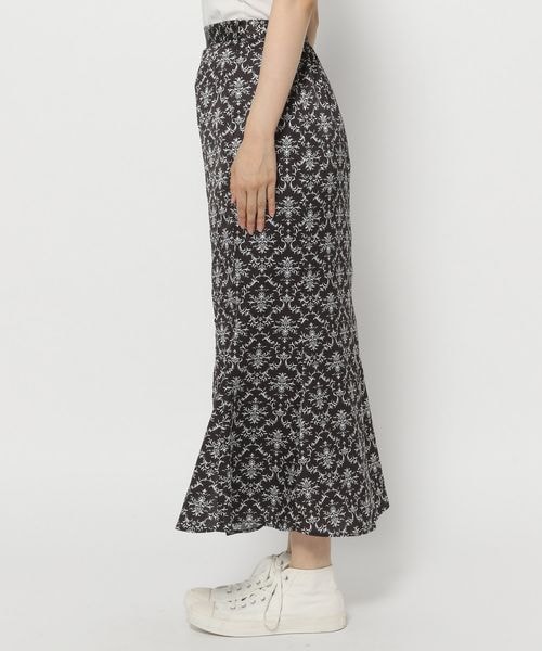 PAGEBOY(ページボーイ)の「エスニック柄マーメイドスカート(スカート・レディース・ブラック09/グレージュ12・F)」の10枚目の写真