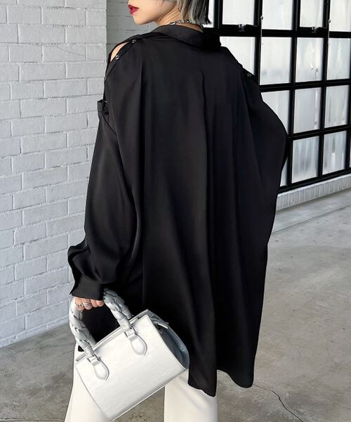 PAGEBOY（ページボーイ）の「スナップサテンチュニックシャツ（トップス・レディース・オフホワイト05/ブラック09/ココア53/エメラルド79・F）」の14枚目の写真