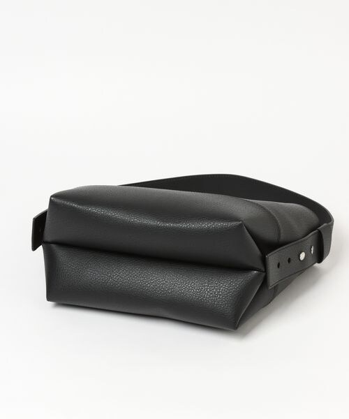 PAGEBOY（ページボーイ）の「スクエアソフトBAG（バッグ・レディース・オフホワイト05/ブラック09・F）」の12枚目の写真