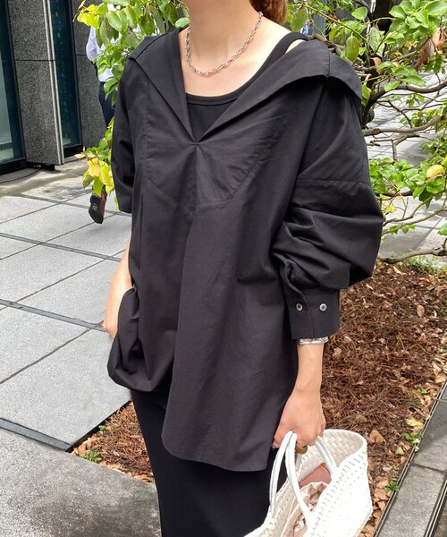 DouDou（ドゥドゥ）の「フーディーシャツ（シャツ/ブラウス・レディース・ベージュ/ブラック・F）」の2枚目の写真