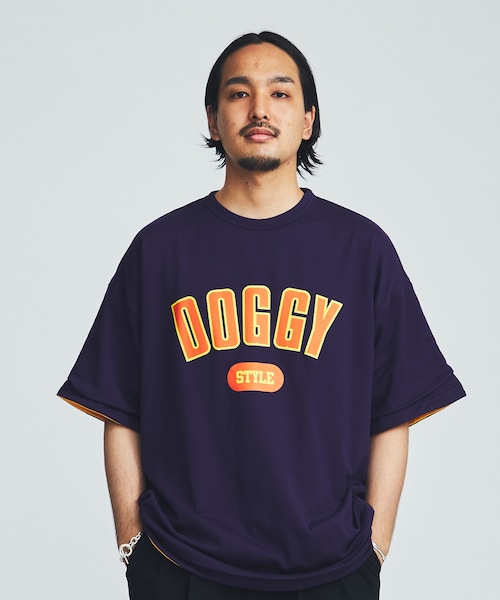 FLAGSTUFF(フラグスタフ)の「REVERSIBLE TEE DOGGYSTYLE PUPPY LOVE(Tシャツ/カットソー・メンズ・KHK/PPL・M/L)」の2枚目の写真