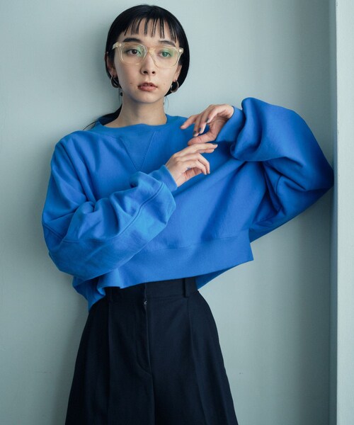 MATURED(マチュアード)の「ショートオーバーサイズスウェット(テーラードジャケット・レディース・BGE/TAN/BLU・FREE)」の2枚目の写真