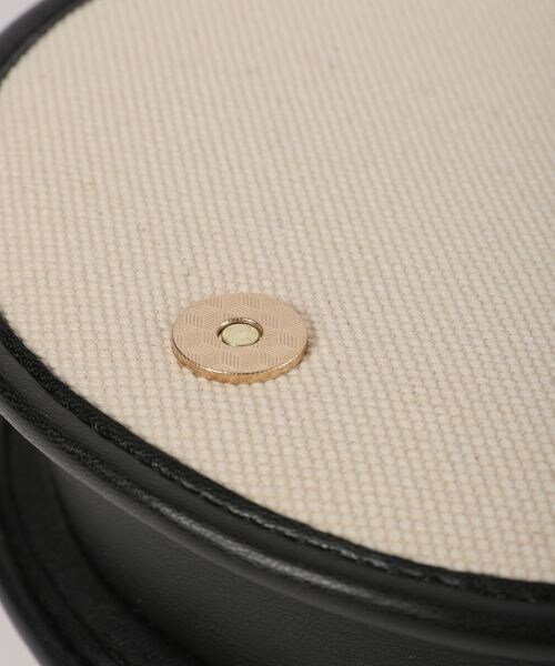 Heather(ヘザー)の「パイピングキャンバスショルダ-(バッグ・レディース・アイボリー 08/ブラック 09・ONESIZE)」の21枚目の写真