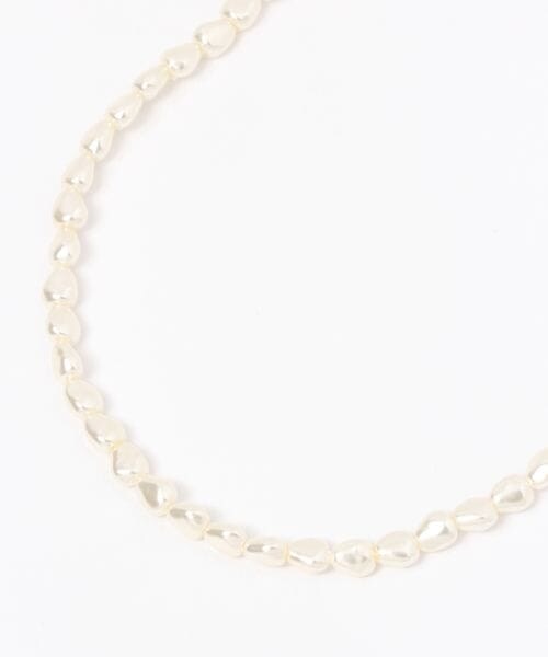 LEPSIM(レプシィム)の「ヘンケイパールネックレス(アクセサリー・レディース・ヘンケイ01/ヘンケイ×ミニ02/ヘンケイ×ミックス03・ONE SIZE)」の4枚目の写真